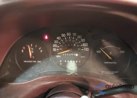 1996 Chevrolet Lumina z USA, uszkodzony, nr VIN 2G1WL52MXT1112224